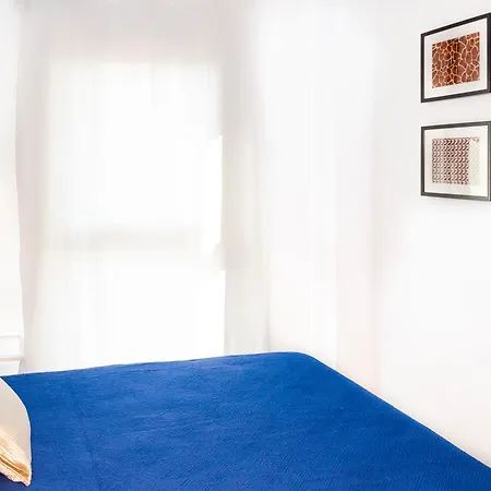 Apartup Levante Skyline Apartment